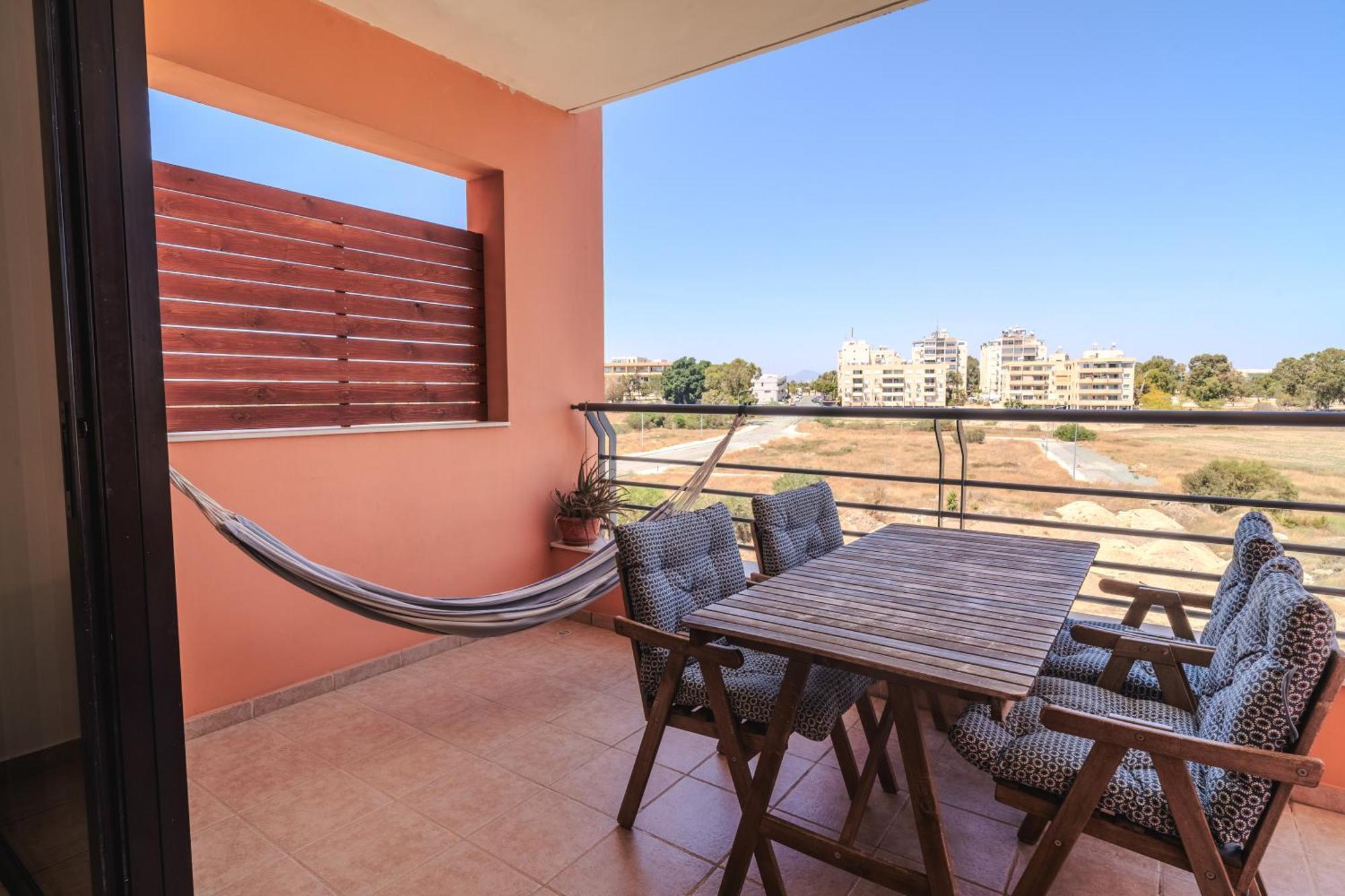 Isabella One Bedroom Larnaca Ngoại thất bức ảnh